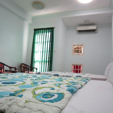 Quy Thanh Hotel Хошимин Экстерьер фото