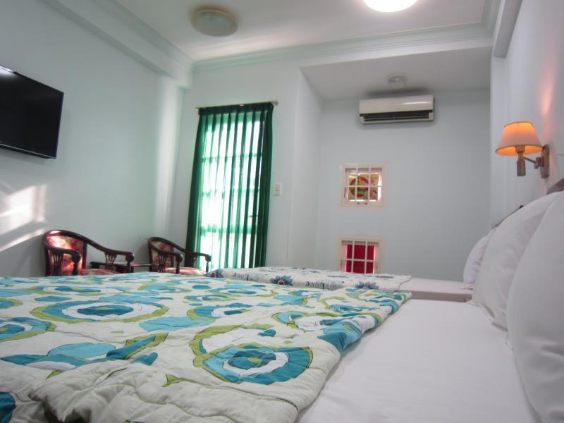 Quy Thanh Hotel Хошимин Экстерьер фото